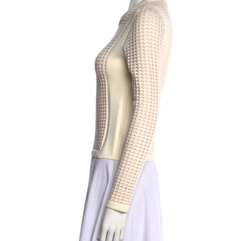 Chic Cream Knit Sweater - Picture 2 of 4